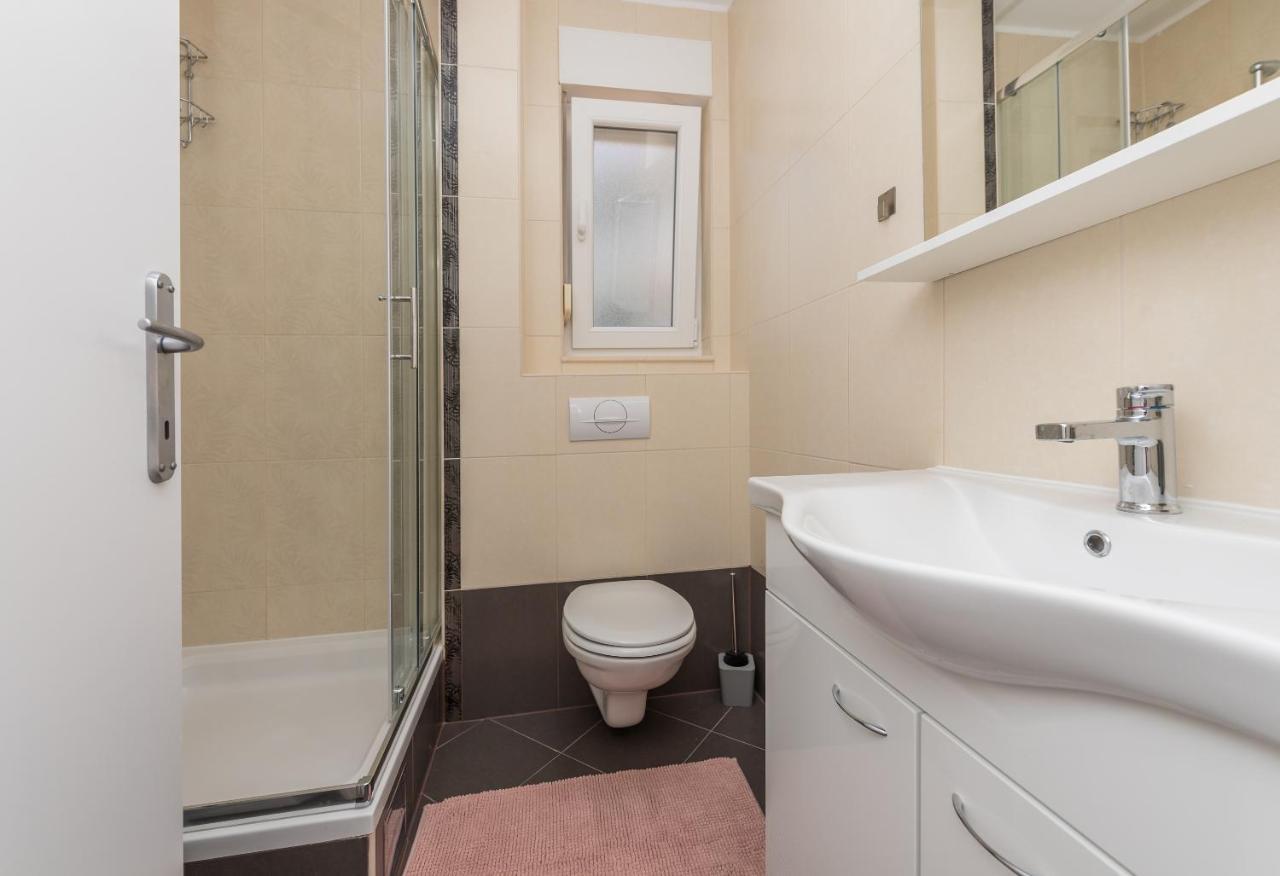 Apartman Marla Макарська Екстер'єр фото