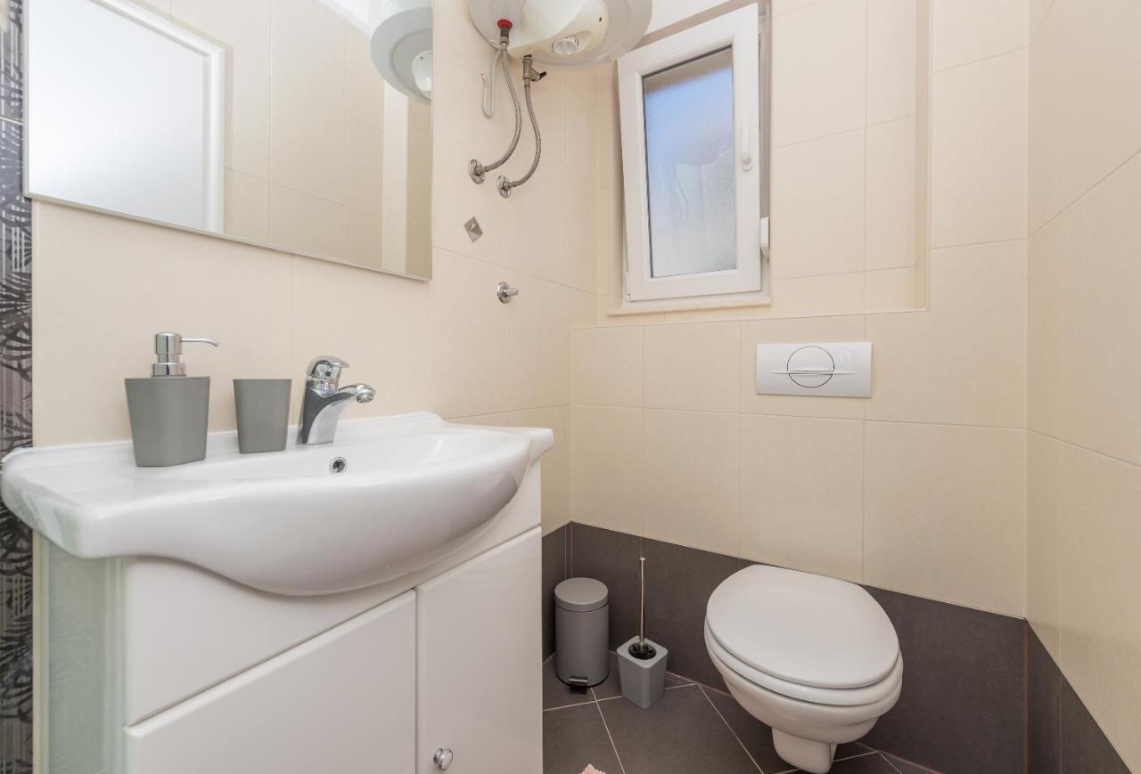 Apartman Marla Макарська Екстер'єр фото